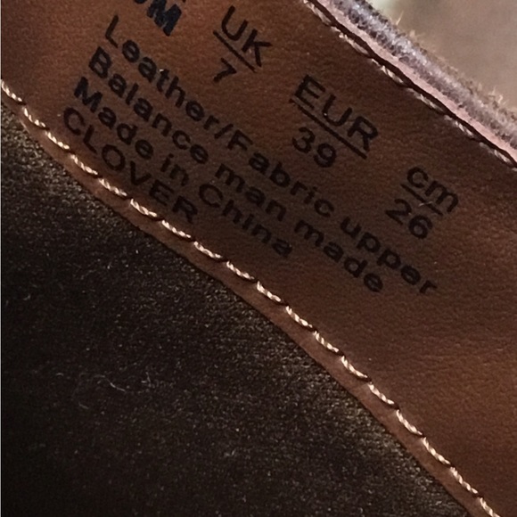 FERGALICIOUS BY FERGIE Women’s size 9 M FRINGE ANKLE HEEL BOOTS - Picture 5 of 6